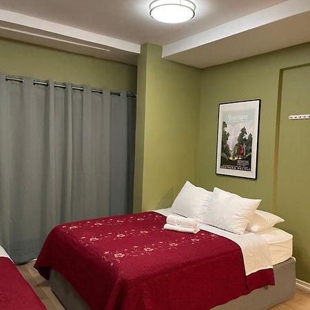 Private Room W/ Private Full Bathroom & Wifi & Ac & Shared Kitchen In Los Angeles Exterior photo